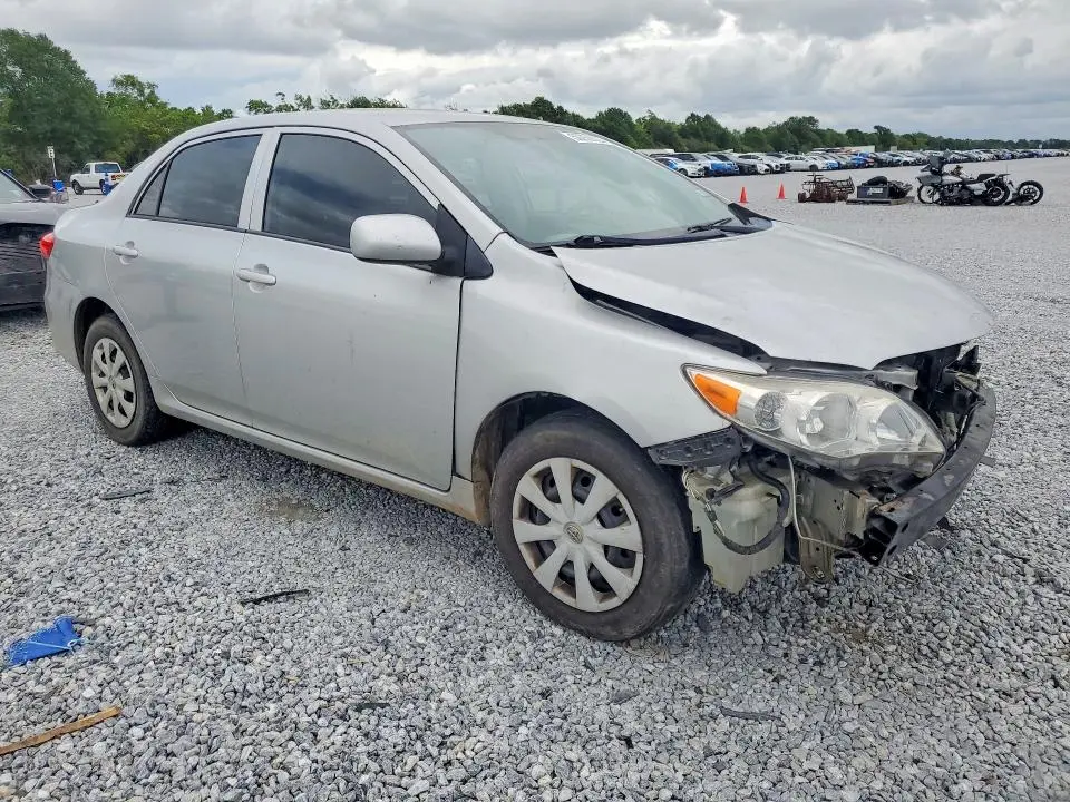 2013 TOYOTA COROLLA L  