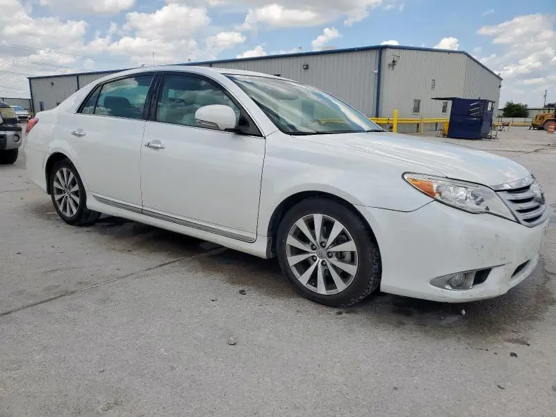 2012 TOYOTA AVALON BASE  