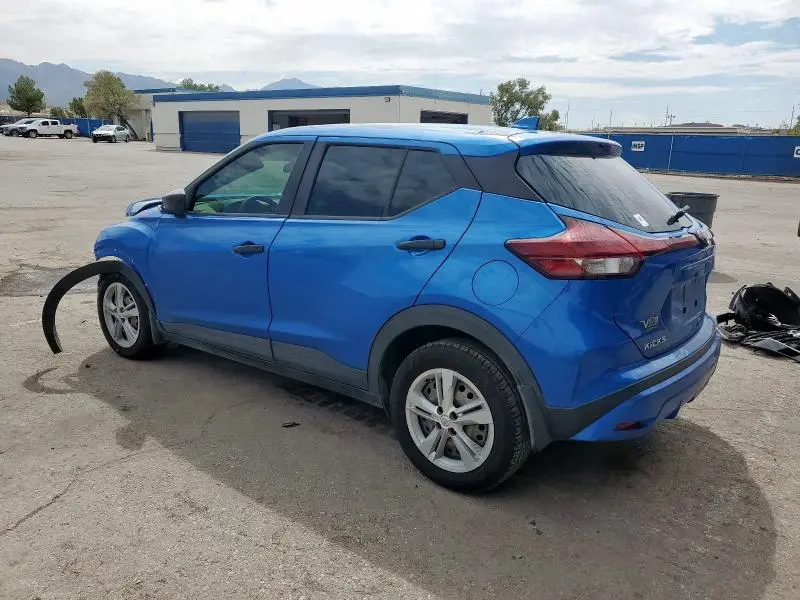 2022 NISSAN KICKS S  