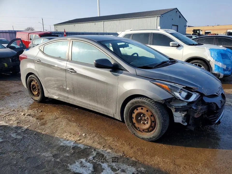 2014 HYUNDAI ELANTRA SE  