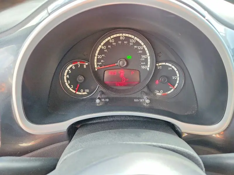 2013 VOLKSWAGEN BEETLE   