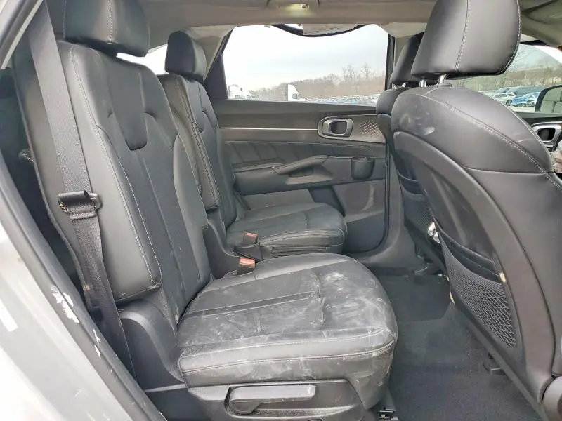 2022 KIA SORENTO SX  