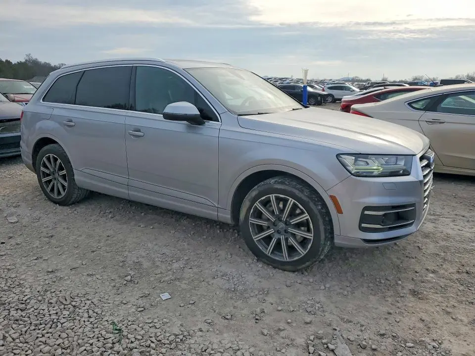 2017 AUDI Q7 PRESTIGE  