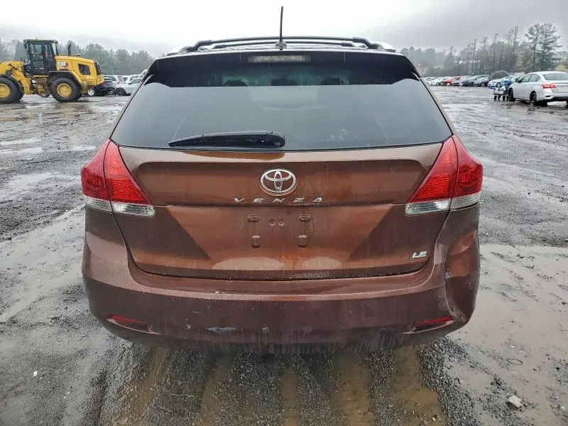 2013 TOYOTA VENZA LE  