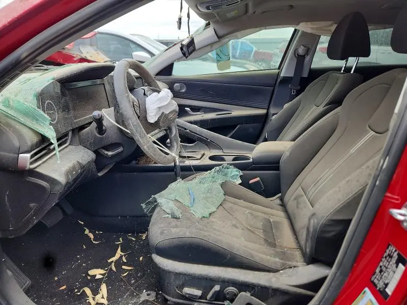 2021 HYUNDAI ELANTRA SEL  