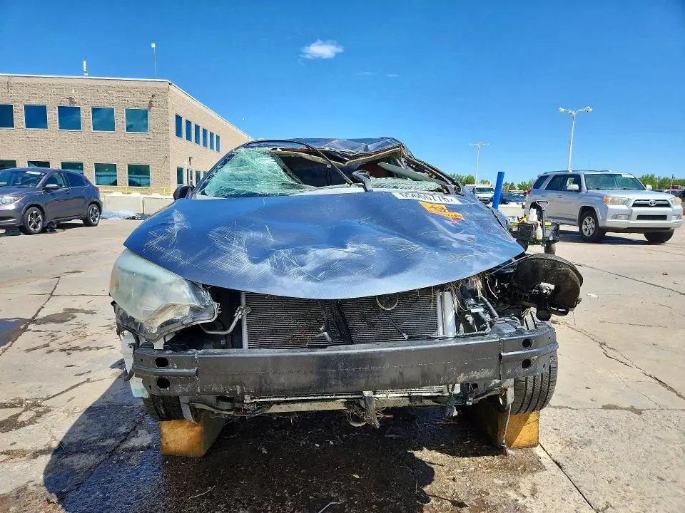 2014 TOYOTA COROLLA LE PLUS  