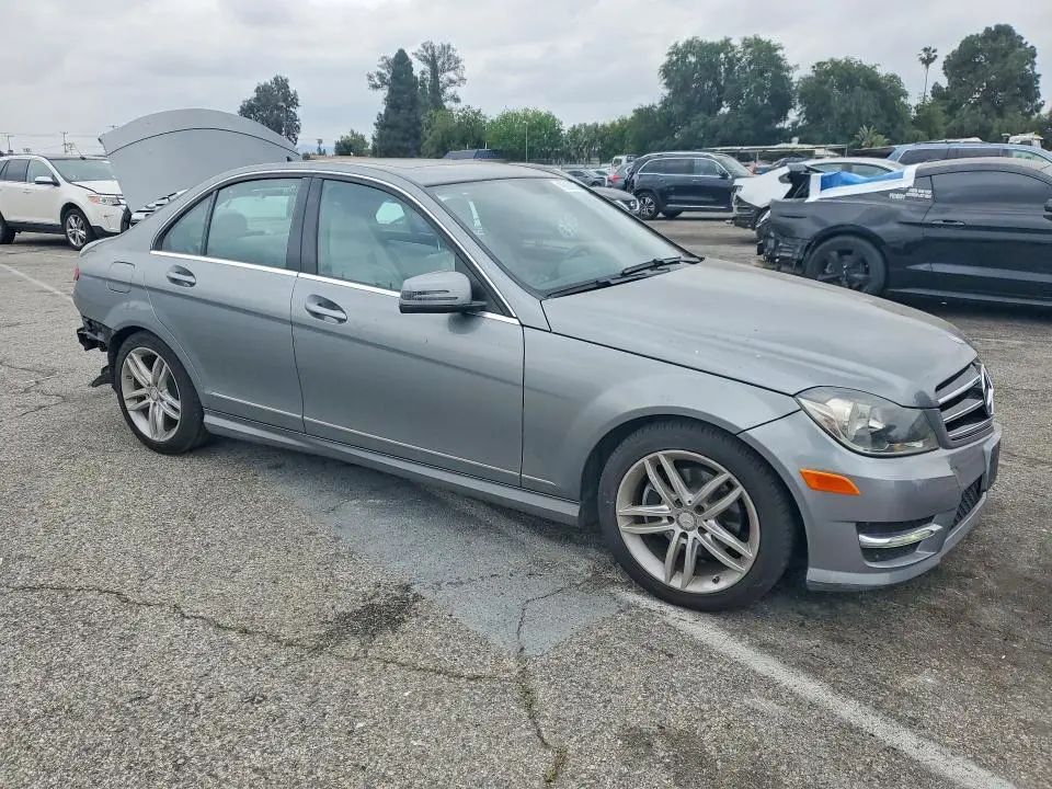 2014 MERCEDES-BENZ C 250  