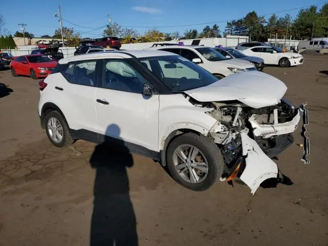 2020 NISSAN KICKS S  