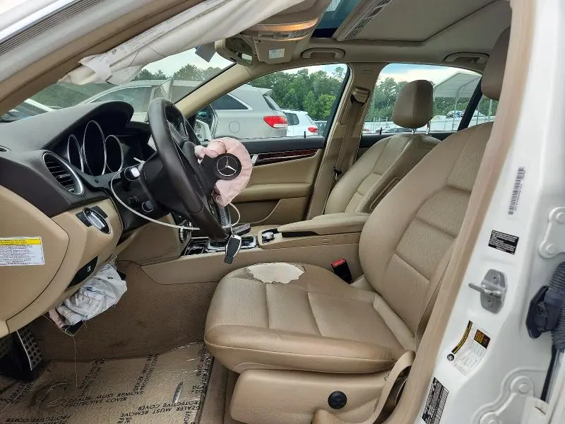 2014 MERCEDES-BENZ C 250  
