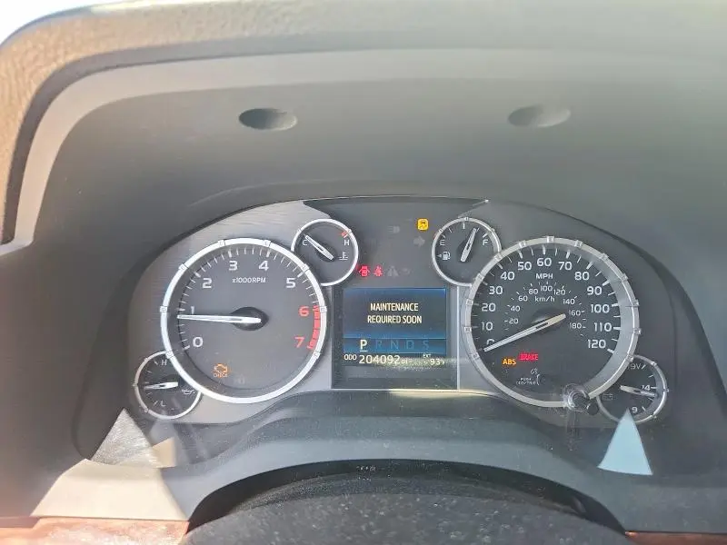 2015 TOYOTA TUNDRA CREWMAX LIMITED  