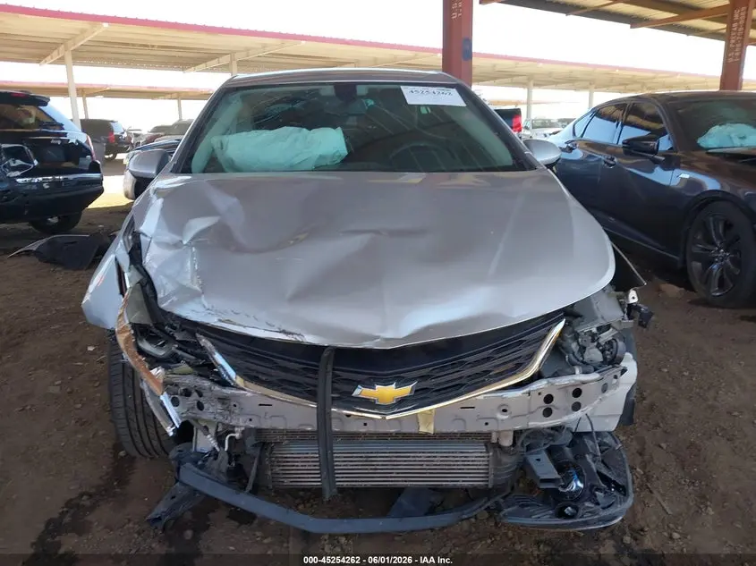 2018 CHEVROLET CRUZE LT AUTO