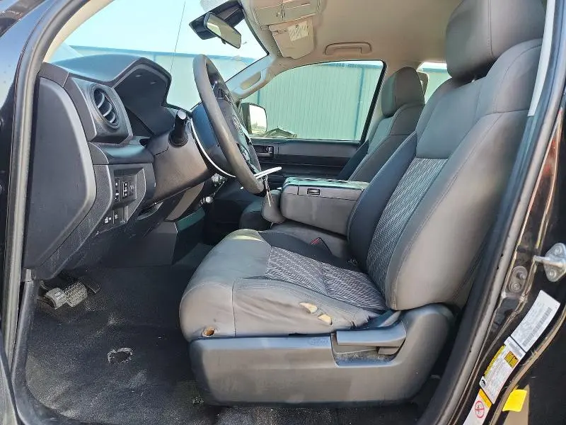 2018 TOYOTA TUNDRA SR  