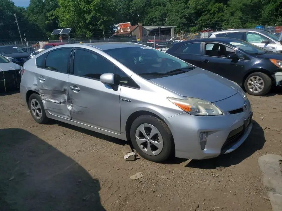 2012 TOYOTA PRIUS TWO  