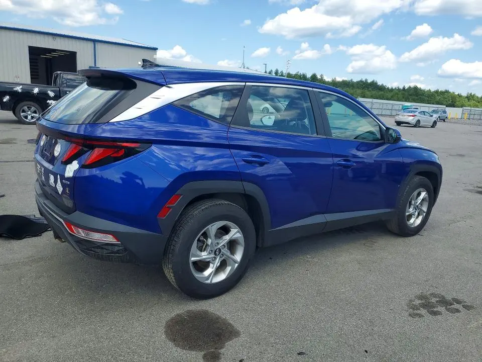2022 HYUNDAI TUCSON SE  