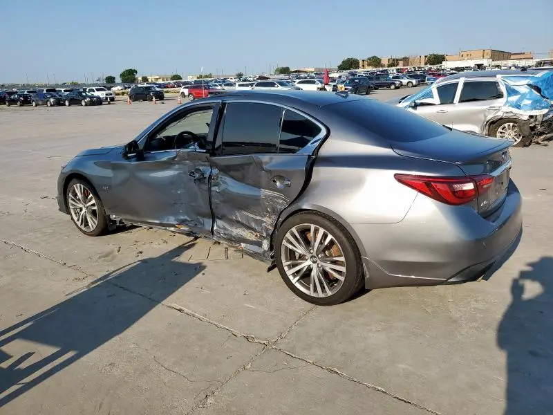 2018 INFINITI Q50 LUXE  