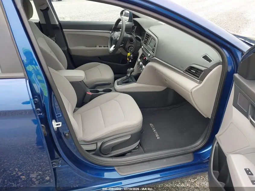 2020 HYUNDAI ELANTRA SE