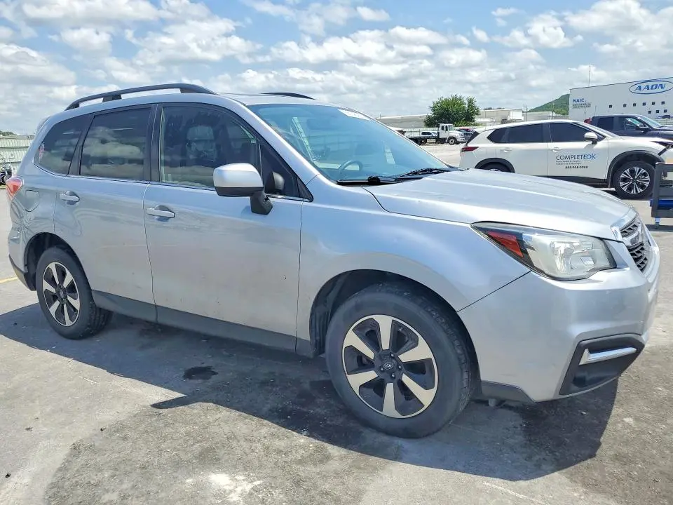 2017 SUBARU FORESTER 2.5I LIMITED  