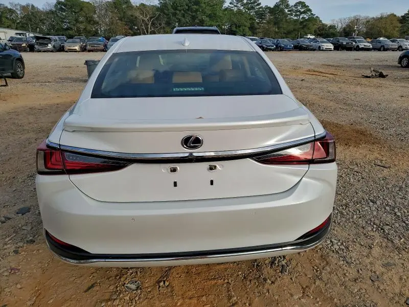 2022 LEXUS ES 300H BASE  