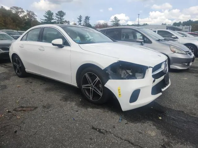 2019 MERCEDES-BENZ A 220 4MATIC  