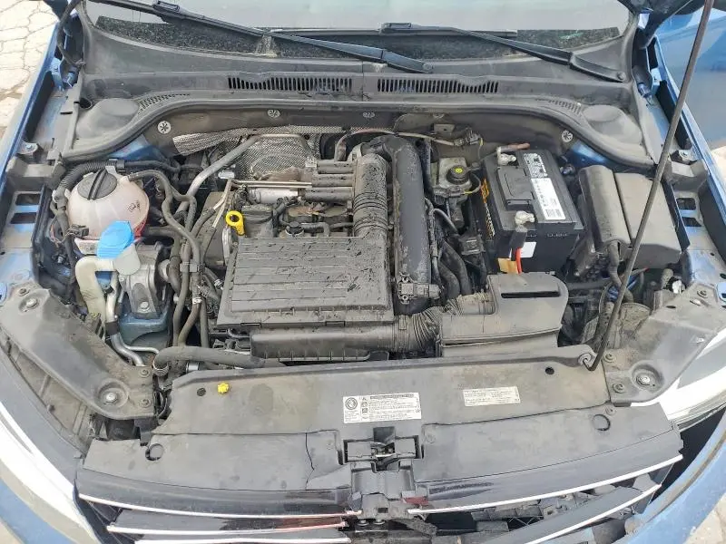 2016 VOLKSWAGEN JETTA SE  