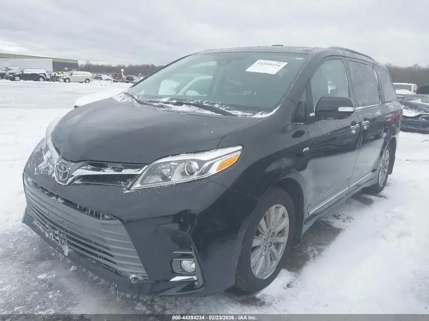 2019 TOYOTA SIENNA LIMITED PREMIUM 7 PASSENGER