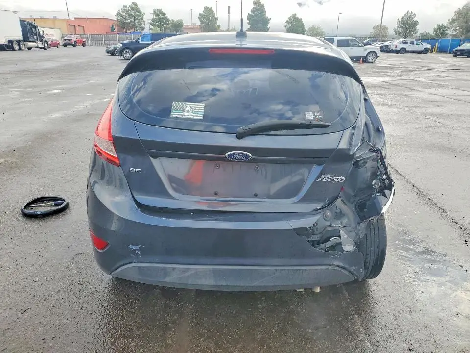 2011 FORD FIESTA SE  