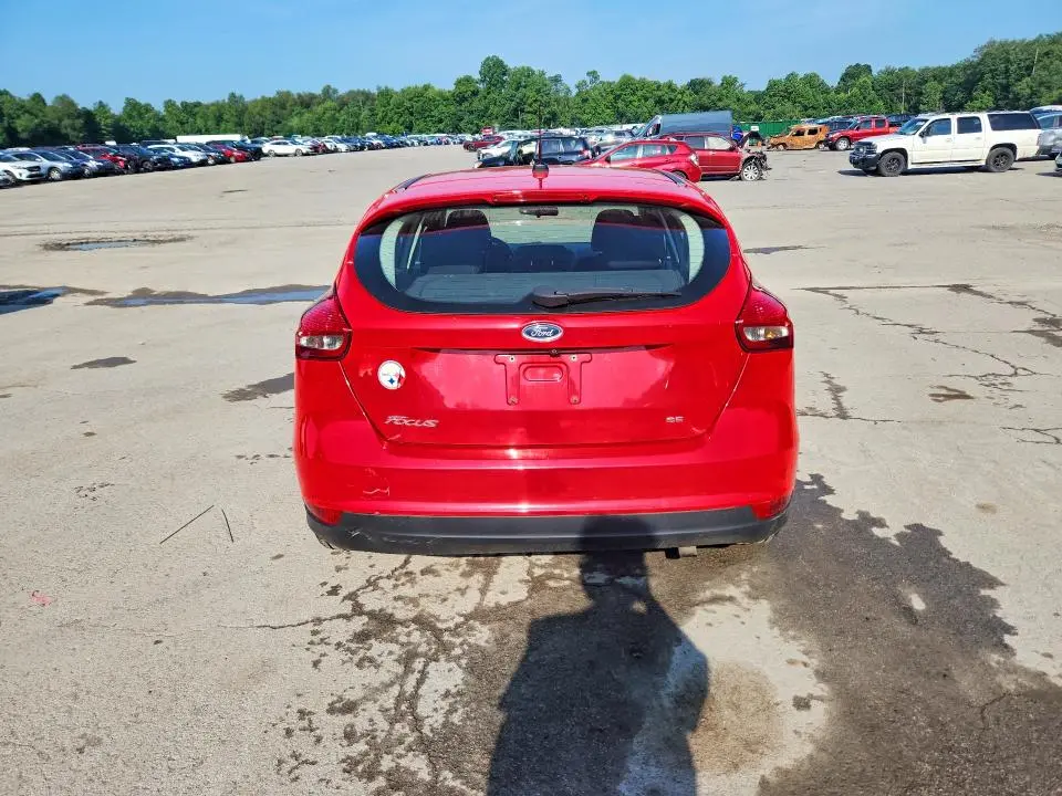 2017 FORD FOCUS SE  