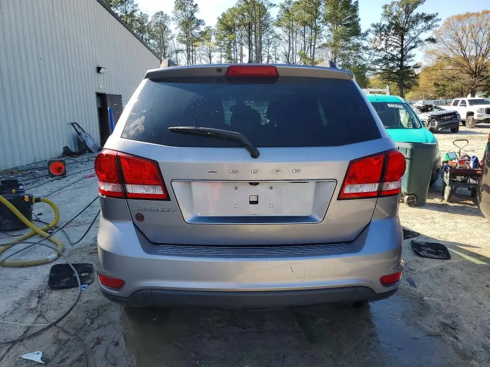 2019 DODGE JOURNEY SE  