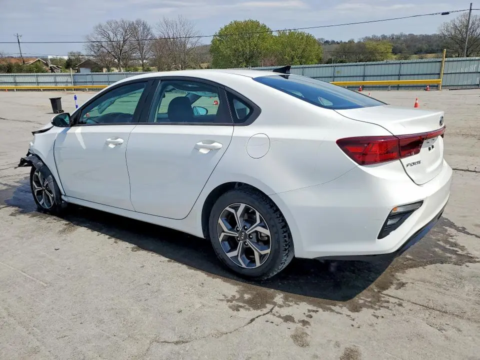 2021 KIA FORTE LXS  
