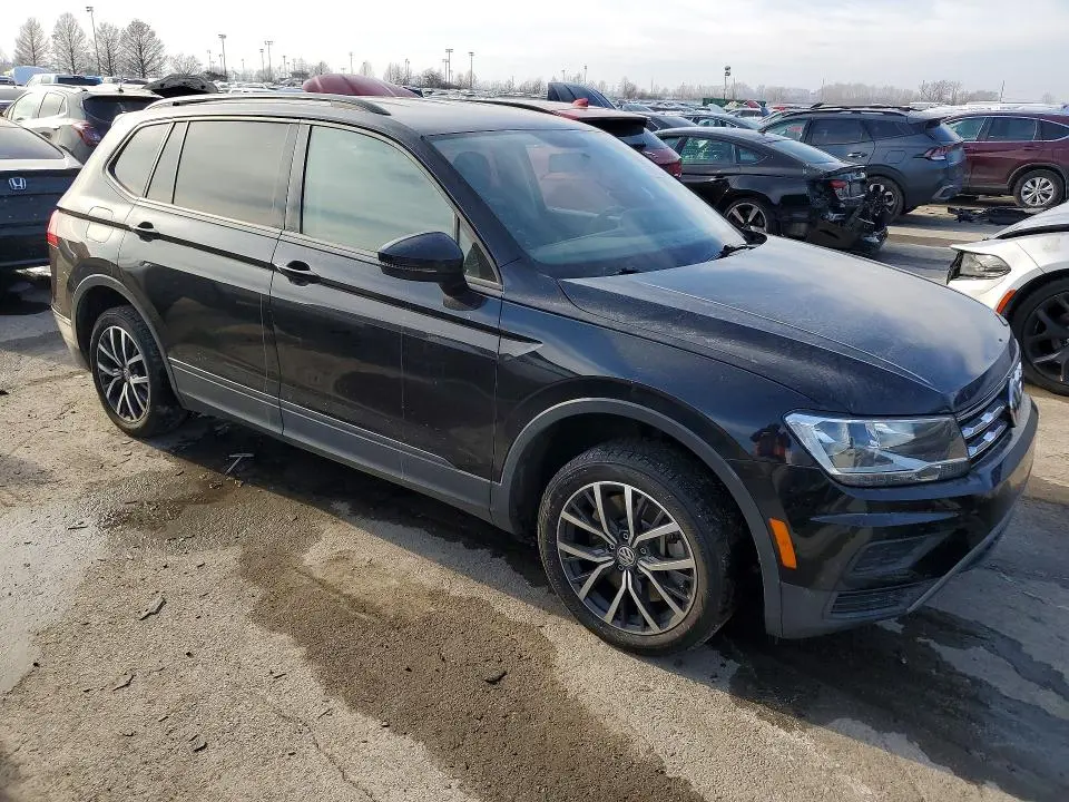 2021 VOLKSWAGEN TIGUAN S  