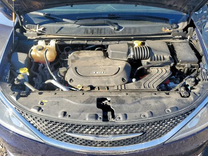 2017 CHRYSLER PACIFICA TOURING L  