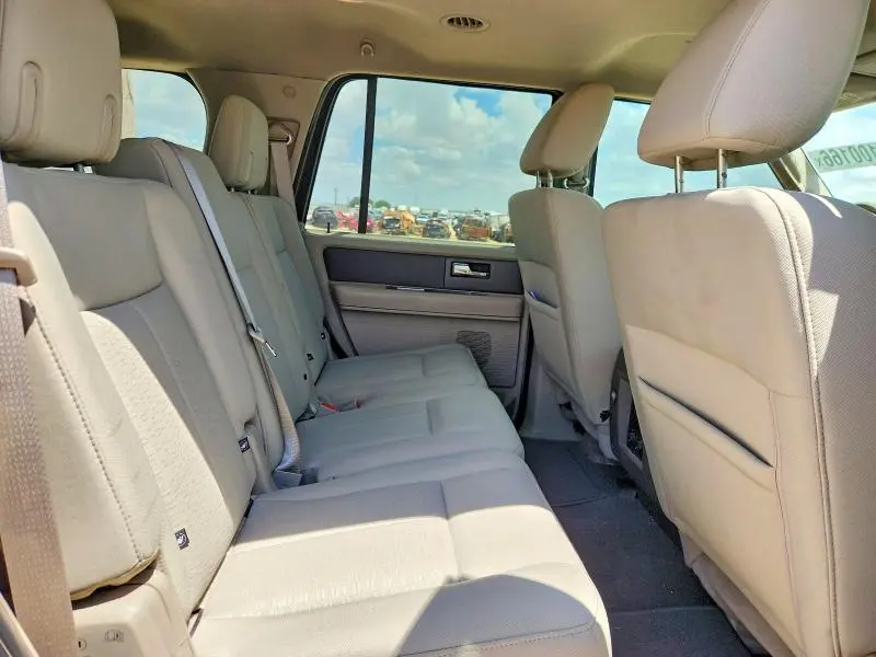 2010 FORD EXPEDITION XLT  