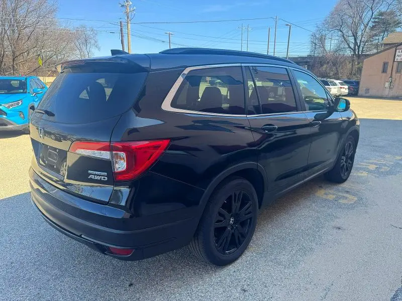 2021 HONDA PILOT SE  
