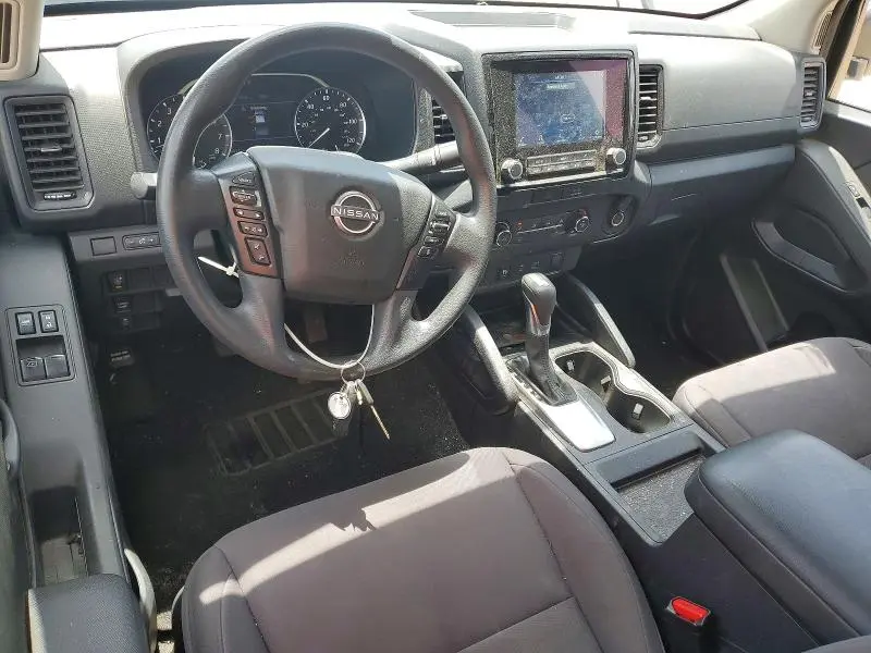 2022 NISSAN FRONTIER S  