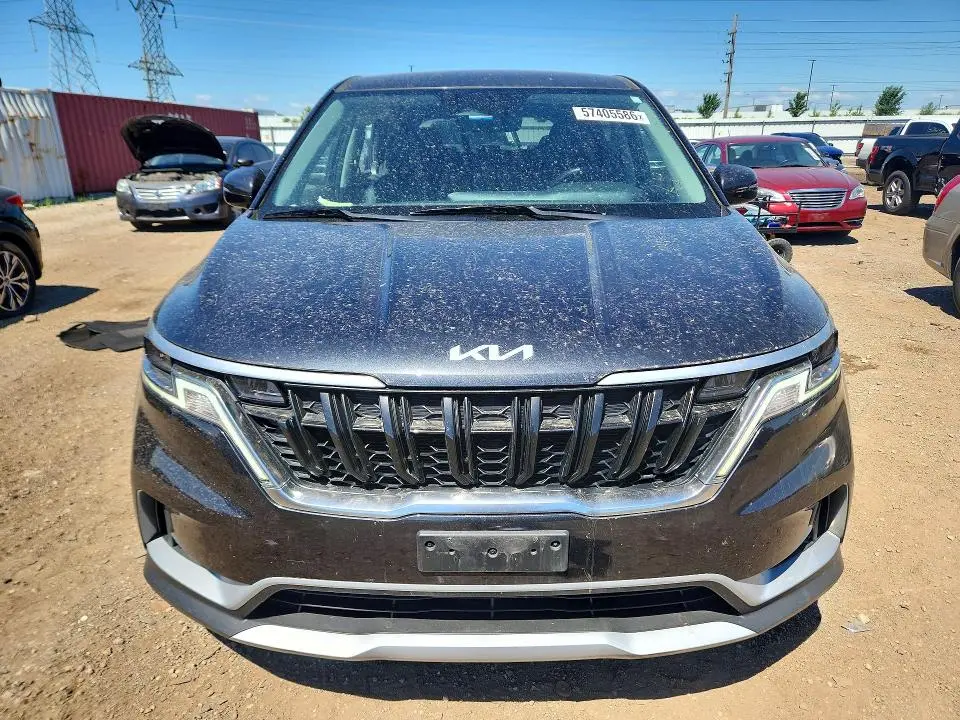 2023 KIA CARNIVAL LX  