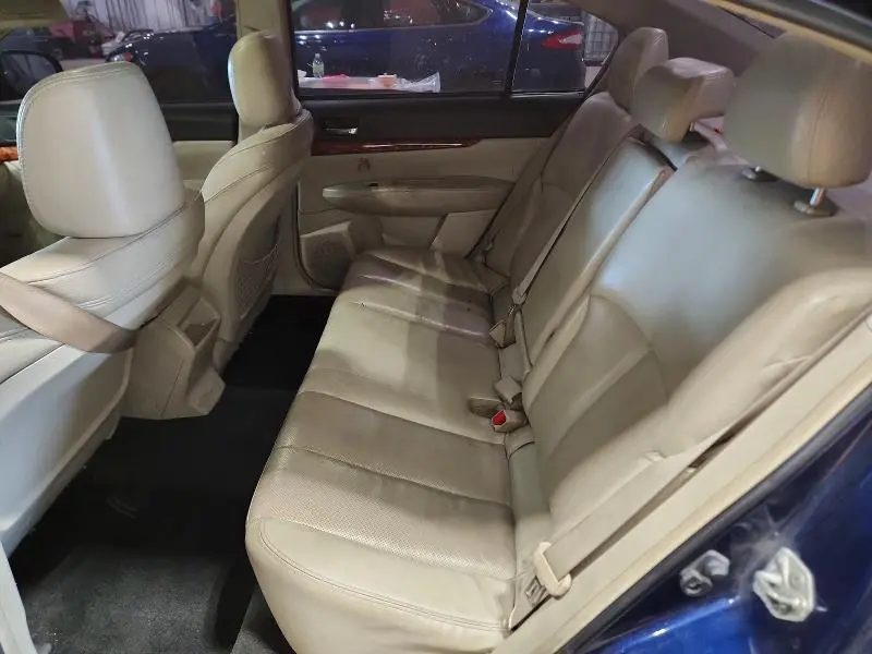 2011 SUBARU LEGACY 2.5I LIMITED  