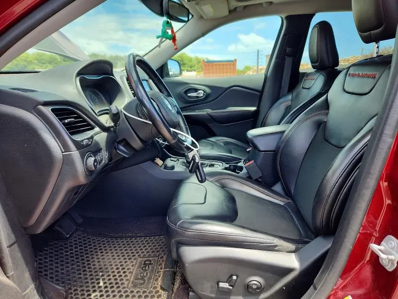 2019 JEEP CHEROKEE TRAILHAWK  