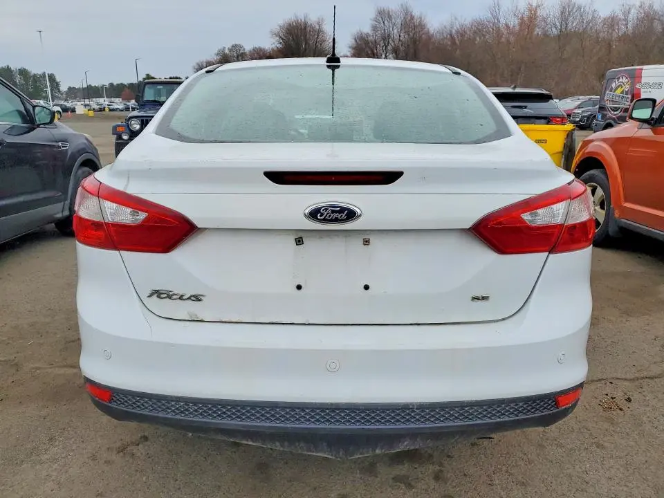 2013 FORD FOCUS SE  