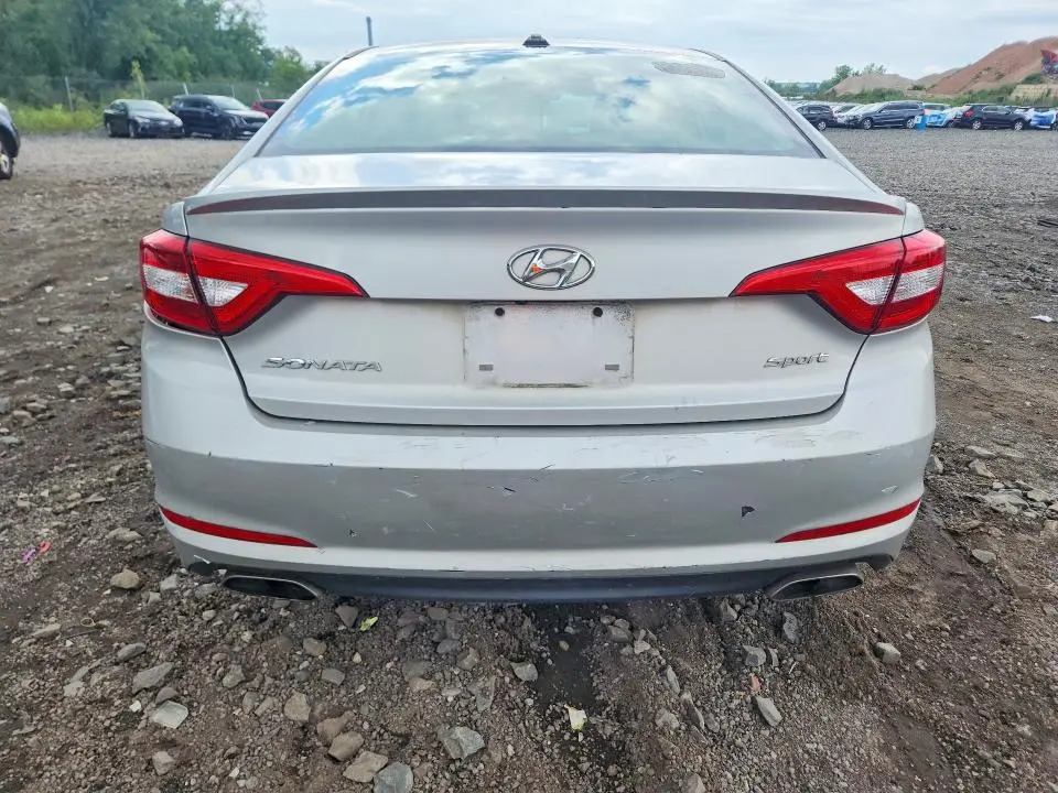 2016 HYUNDAI SONATA SPORT  