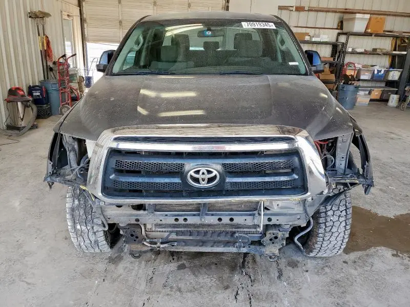2011 TOYOTA TUNDRA DOUBLE CAB SR5  