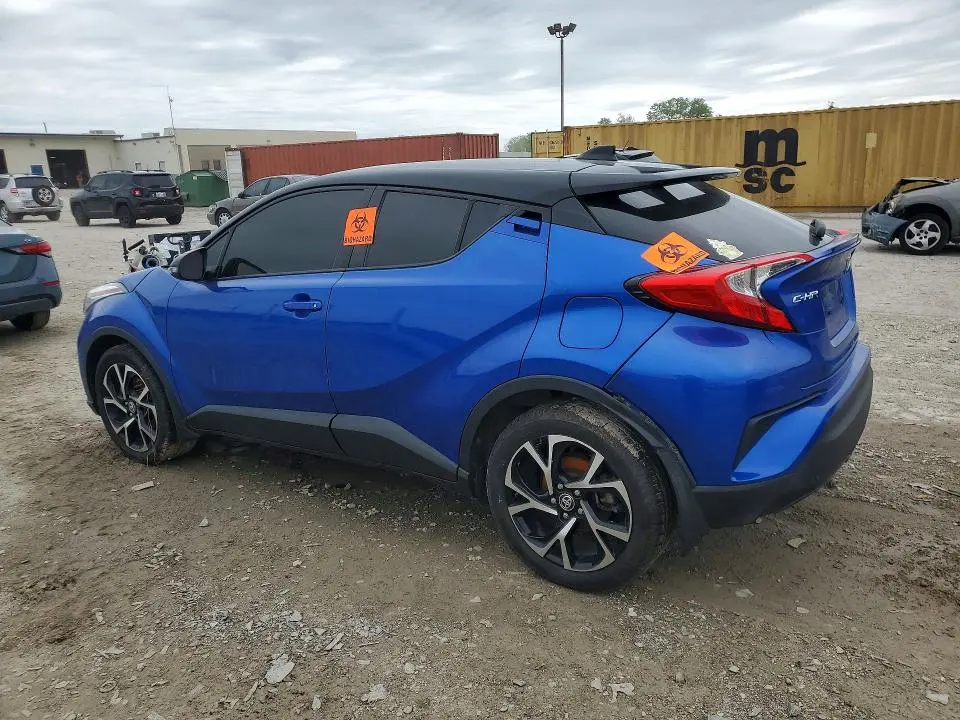 2020 TOYOTA C-HR XLE  
