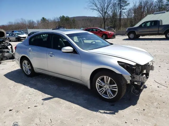 2013 INFINITI G37   