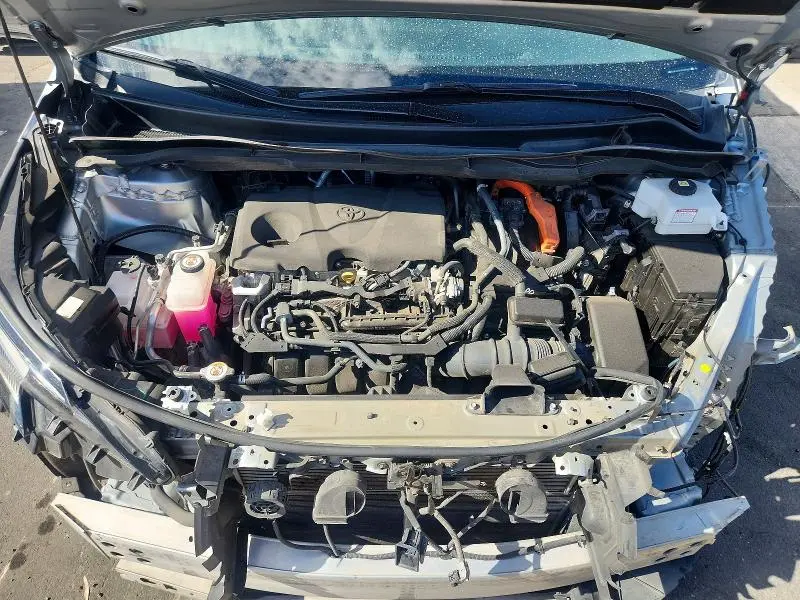 2022 TOYOTA SIENNA LE  