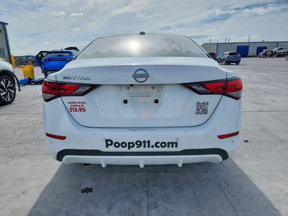 2025 NISSAN SENTRA SV  
