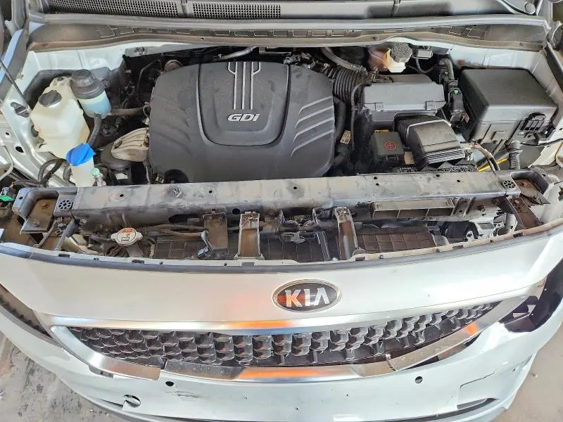 2017 KIA SEDONA LX  