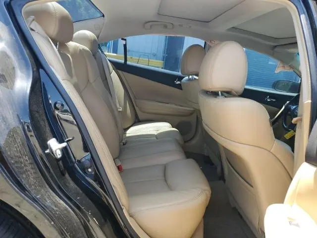 2011 NISSAN MAXIMA S  