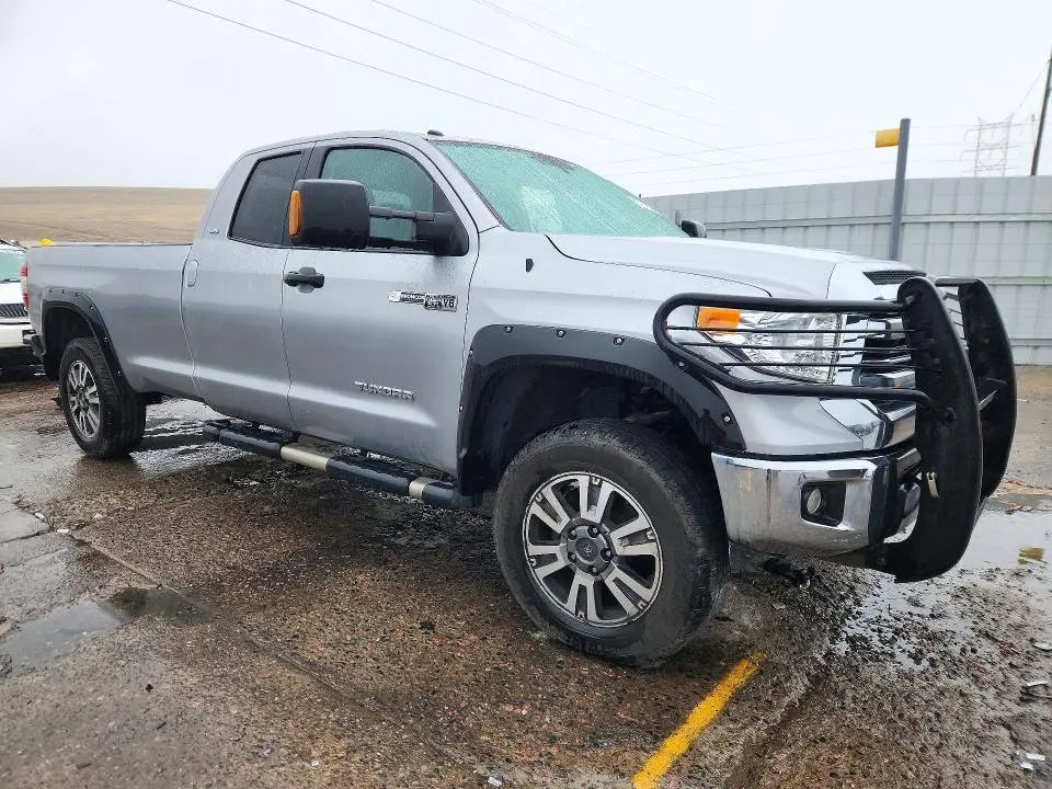 2016 TOYOTA TUNDRA SR5  