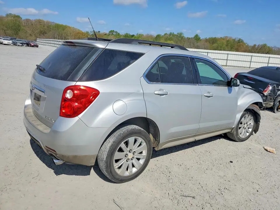 2011 CHEVROLET EQUINOX LT  