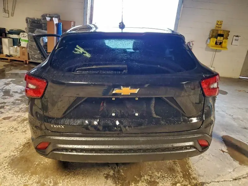 2024 CHEVROLET TRAX LS  
