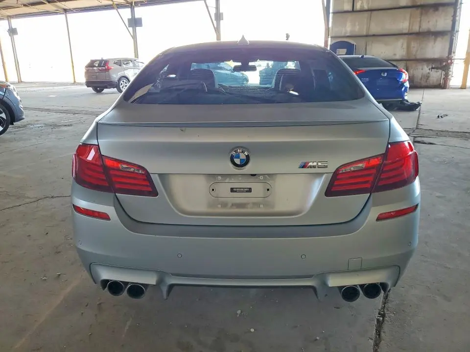 2013 BMW M5   
